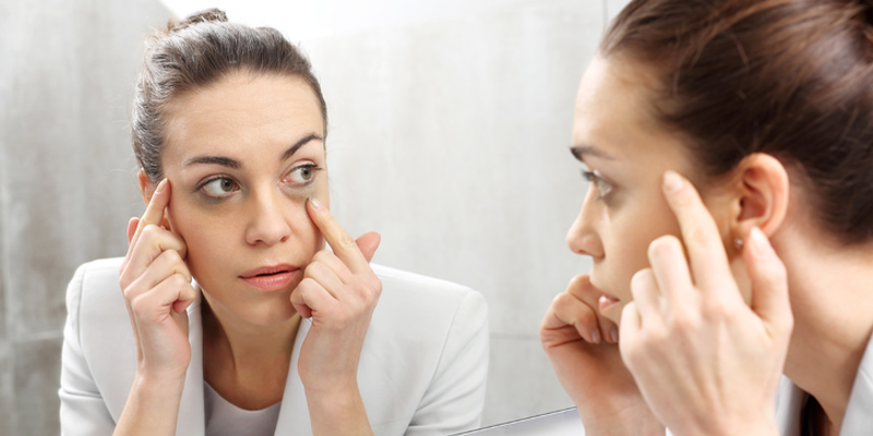 These Retinol Eyes Masks Make My Dark Circles Disappear