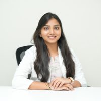 R Siri Reddy best dermatologist in hyderabad